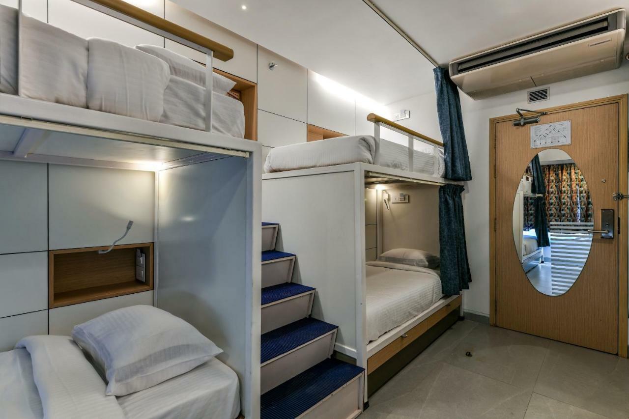 Bed in 8-Bed Mixed Dormitory Room