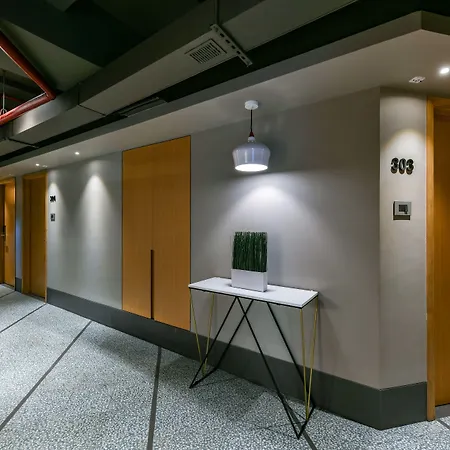 Indie Stays, Bkc-3