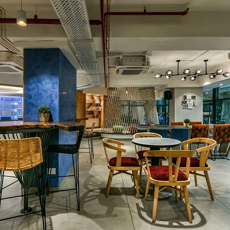 Indie Stays, Bkc-2